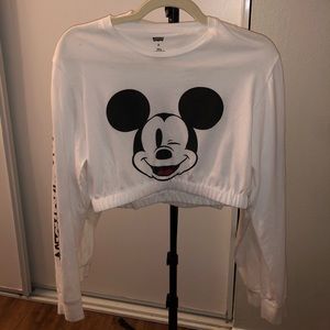 Levi’s x Disney long sleeve crop top
